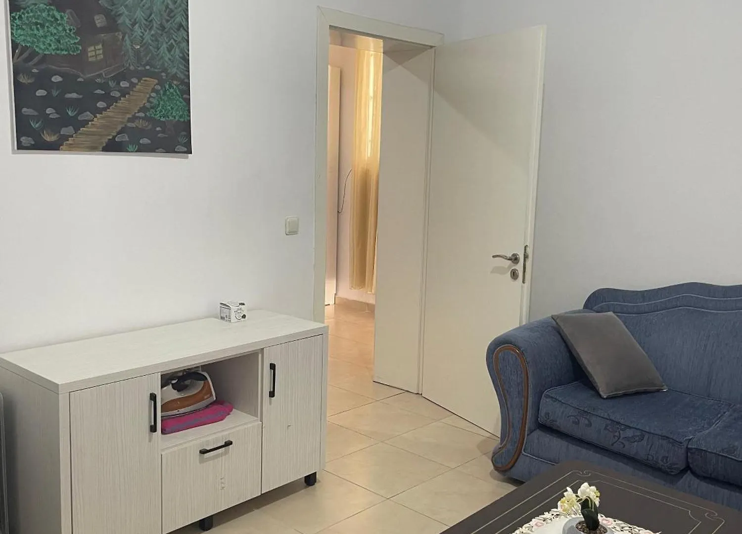 Apartment Central Traditional Retreat In Fier
