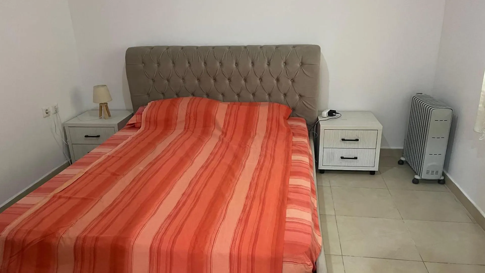 Apartment Central Traditional Retreat In Fier